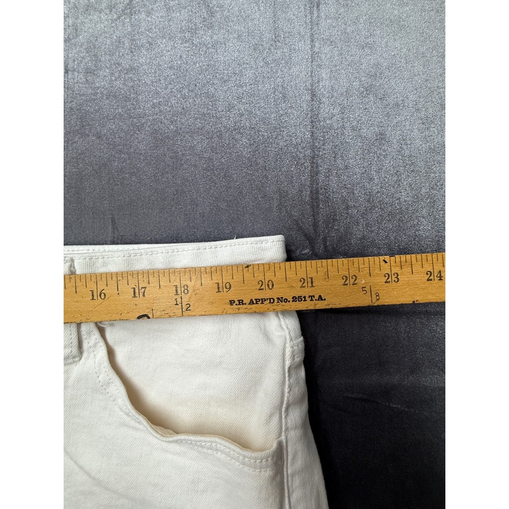 Ava & Viv Women's White Mid Rise Skinny Jeans Size 20 Stretch Plus Size Denim - Picture 9 of 11